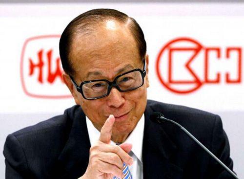 李嘉诚又跑了?200亿出售浦东世纪汇 中国人寿