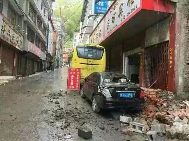 文章配图