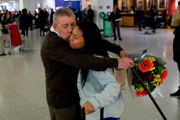 为寻真命天女 他成为英国结婚最多次的人 (组图)