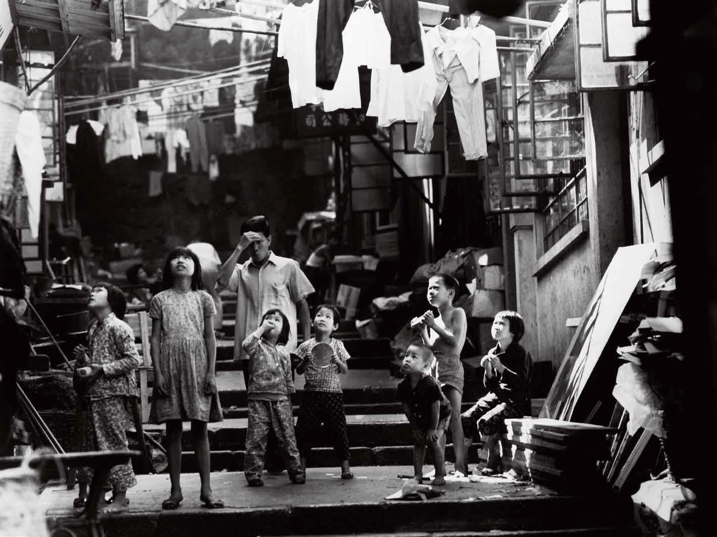 1966年,石板街附近。 1966年,石板街附近。