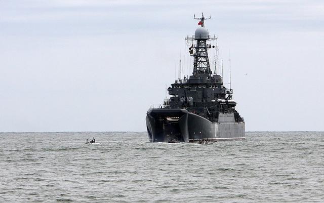 俄媒:中俄军演表示相互支持 或让美军神经过敏