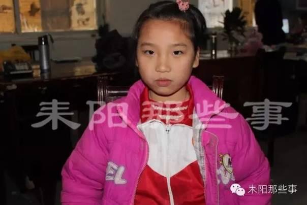 湖南9岁女孩捡15000元现金 走2公里上交老师
