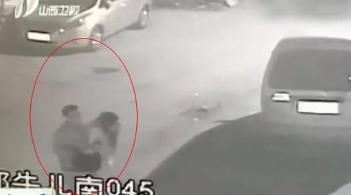 劫持案全程。（视频截图）