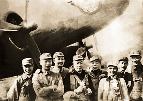 八路军20位高级将领曾秘密搭乘美军机赴前线
