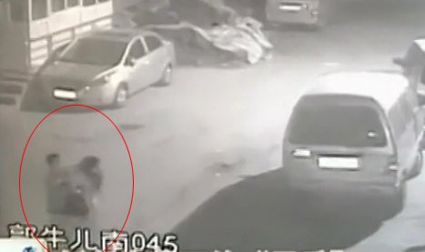 劫持案全程。（视频截图）