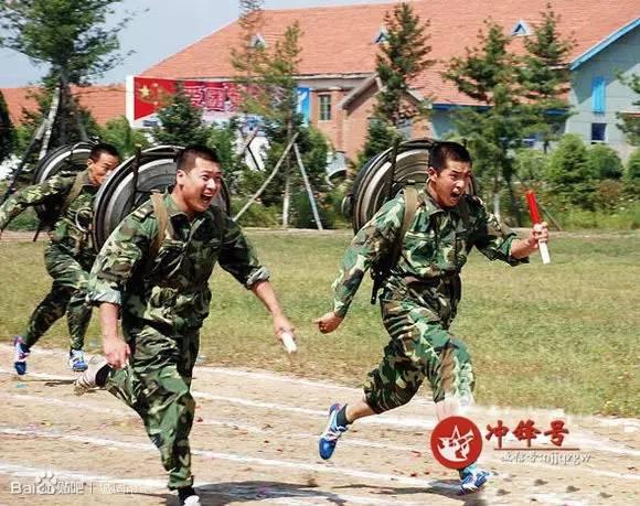 老炊事兵讲述“新兵与锅的那些事儿”