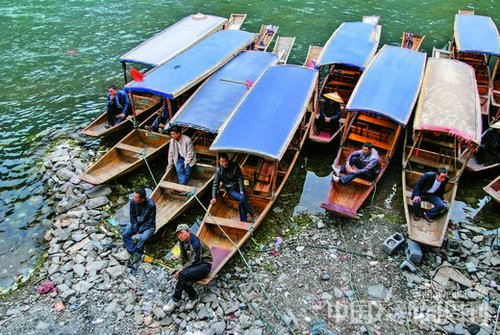 凤凰古城收费始末:曾申请向游客收维护费未获批