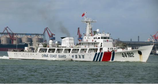 中国海警部队新老交替 新船为何要造成军舰模样