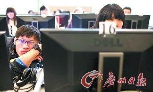 美公立大学“很差钱” 争相扩招中国留学生(图)