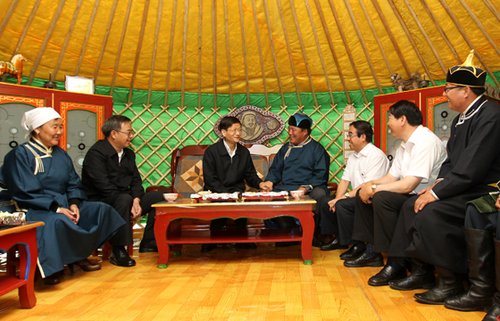 孟建柱在内蒙古调研时强调 维护社会和谐稳定