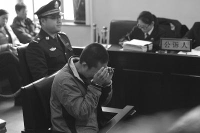 男子怀疑被“戴绿帽”砸死前妻 自杀未遂被判刑