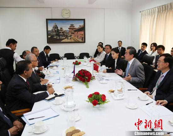 王毅:中方将积极参与尼泊尔重建