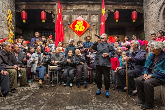 “发展新成就 人民获得感”专题图片展举行