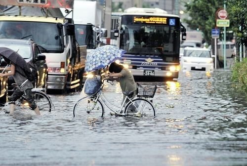 日本多地遇强降雨成汪洋 名古屋向全市发避难