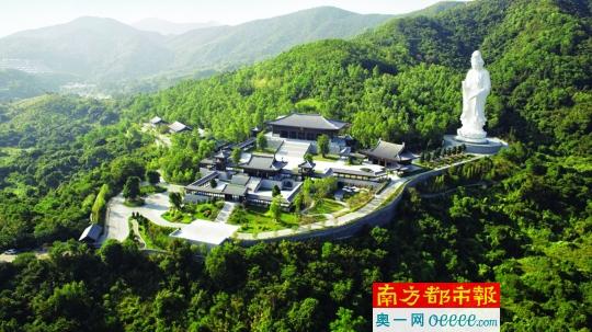 李嘉诚15亿捐建寺庙曝光 内设防弹安全房(图)