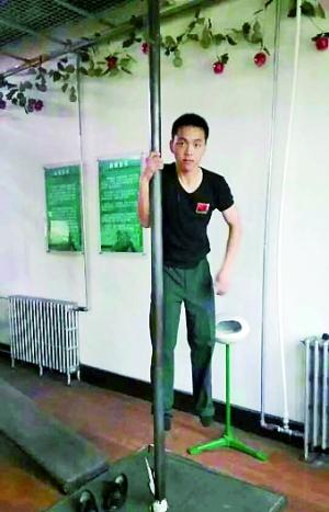 天津爆炸19岁消防员牺牲 生前主动要求去战斗班