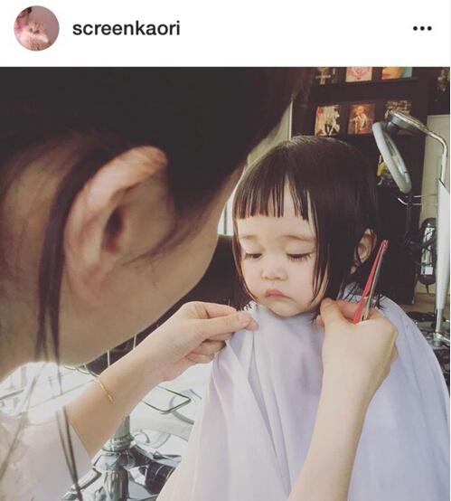 新婚夫妇20年前曾在他人婚礼上“合影”,姻缘天注定!