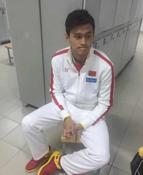 孙杨心脏不适意外退赛 蝉联MVP为退赛连声道