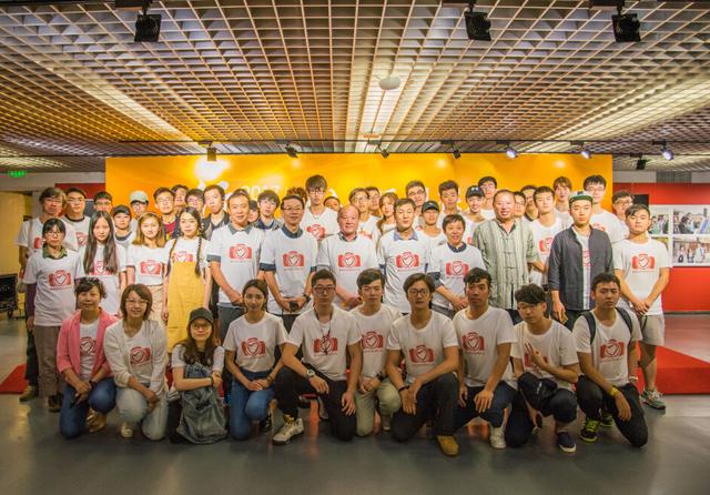 深入生活 扎根人民大学生公益摄影作品展_新