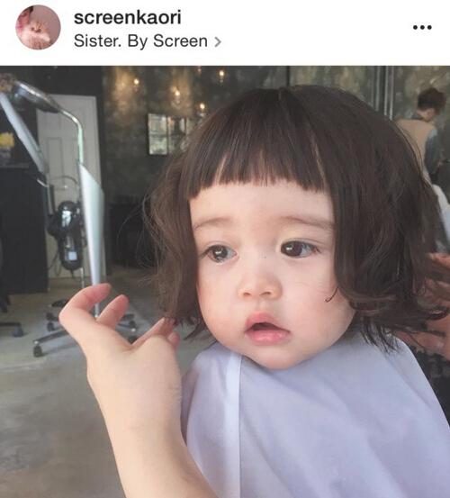 新婚夫妇20年前曾在他人婚礼上“合影”,姻缘天注定!