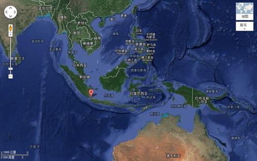 南海舰队远洋训练编队穿过巽他海峡进入印度洋