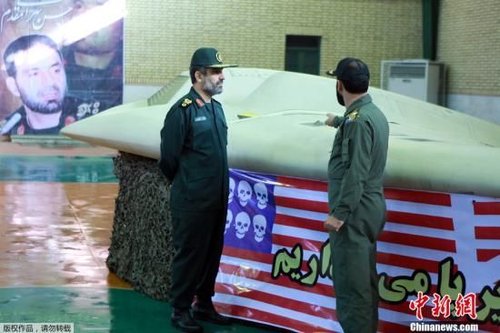 伊朗拟将价值4美元RQ170无人机玩具模型交还美