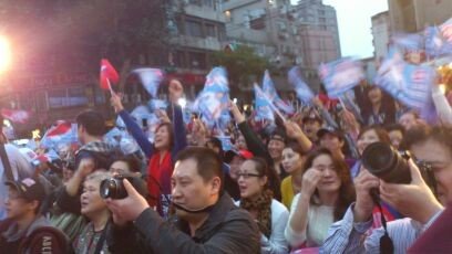 ̨����ͳѡ���ֳ�ͼƬ