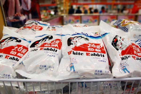 上海大白兔奶糖换法国潮牌包装 涨价9倍