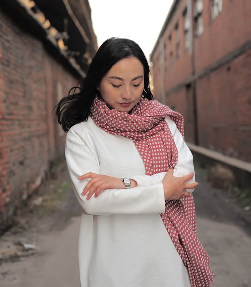 【今报专访】孔晓莉:用文字在高墙上开一扇窗