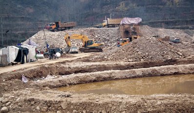 灵宝黄金开采致河道满目疮痍鱼虾绝迹