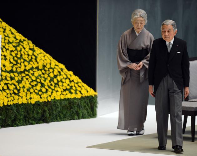 日本天皇夫妇访菲 媒体:参加悼念二战活动受关注