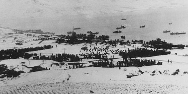 9月21日 1894 10月24日,日军渡过鸭绿江侵入中国境内,清军江防全线