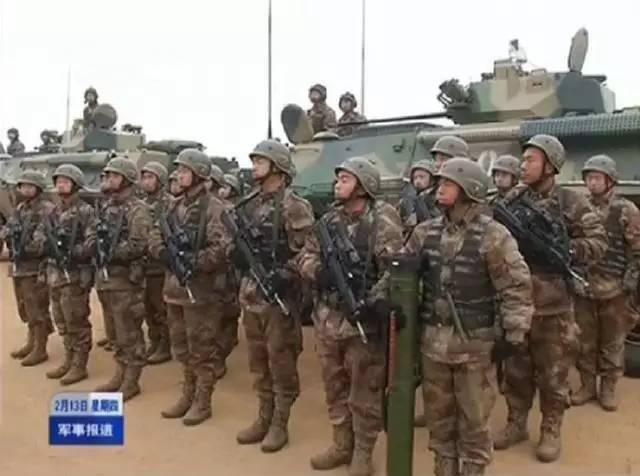 中国一机枪要5个兵伺候,战斗民族一个人就搞定