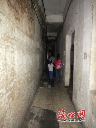 海口一物管员花光水电费跑路 致43户被断电