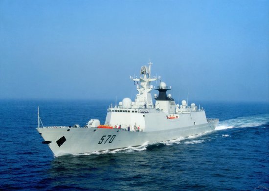 中国第13批护航编队誓师 2艘054A型护卫舰出