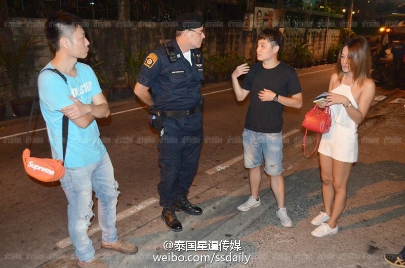 中国两男泰国见网友 发现对方是人妖起冲突被打