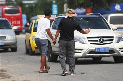东戴河宰客乱象再调查:商家自曝一趟快艇宰8000