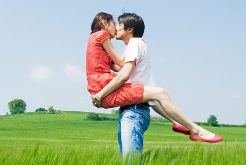 男人最留恋8个<em>第一次:接吻</em>求婚当爸(组图)_新闻