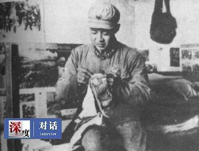 雷锋事迹见证人张峻在宣讲台上突发心脏病去世