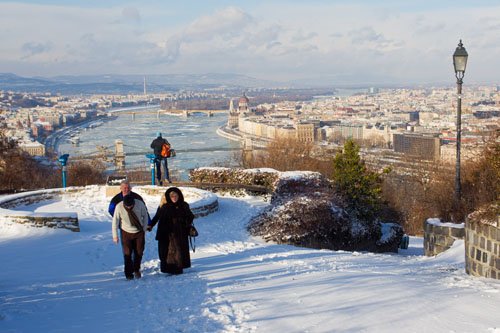 匈牙利首都布达佩斯雪后风光