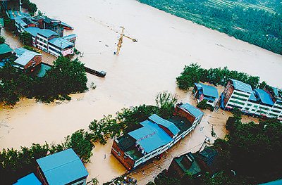 多种灾害天气侵袭我国 川陕豫1229万人遭洪灾