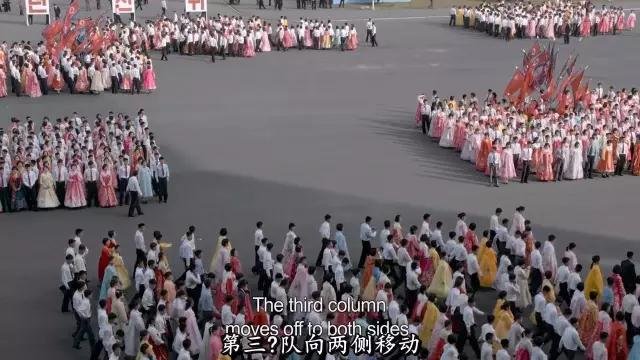 《太阳之下》截图。 《太阳之下》截图。