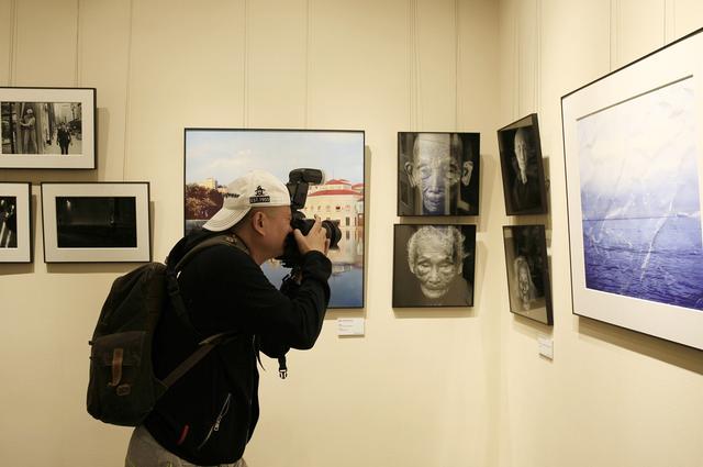 中国摄影留学生学术研讨会暨作品展在京举办