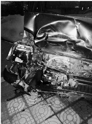 醉酒男子不满代驾所停车位 自行移车撞孕妇(图