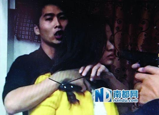 男子劫持女友拒捕 警察开枪击中其腹部