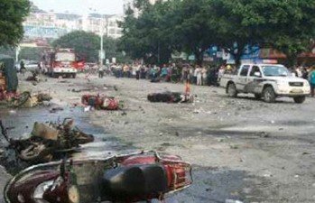 桂林一学校大门附近发生爆炸 疑已有1人死亡