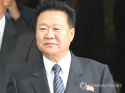韩媒:崔龙海已