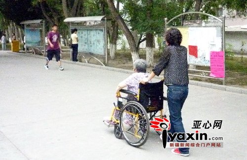 Ů��ѧ�����м�ĸ����ѧ 13��ͳ���ȫ��(ͼ)