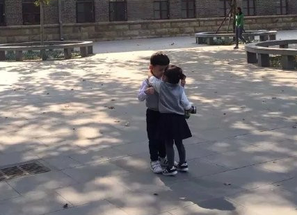 新闻哥吐槽:为什么连变态都有女朋友?