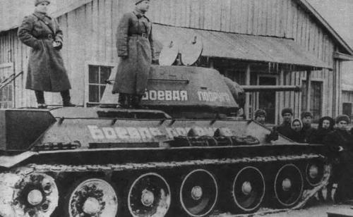 史上最牛女司机:变卖家产自购T34碾死30多德军